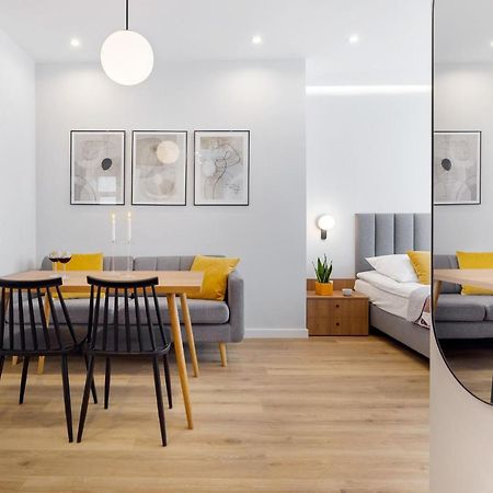 Apartamenty Familijne Kudowa-Zdrój Exteriör bild