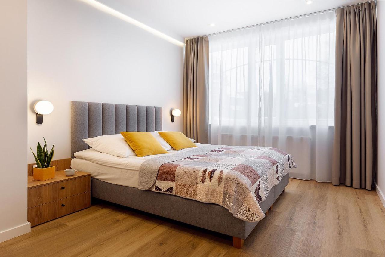 Apartamenty Familijne Kudowa-Zdrój Exteriör bild