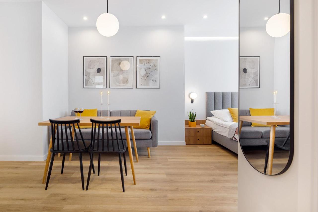 Apartamenty Familijne Kudowa-Zdrój Exteriör bild